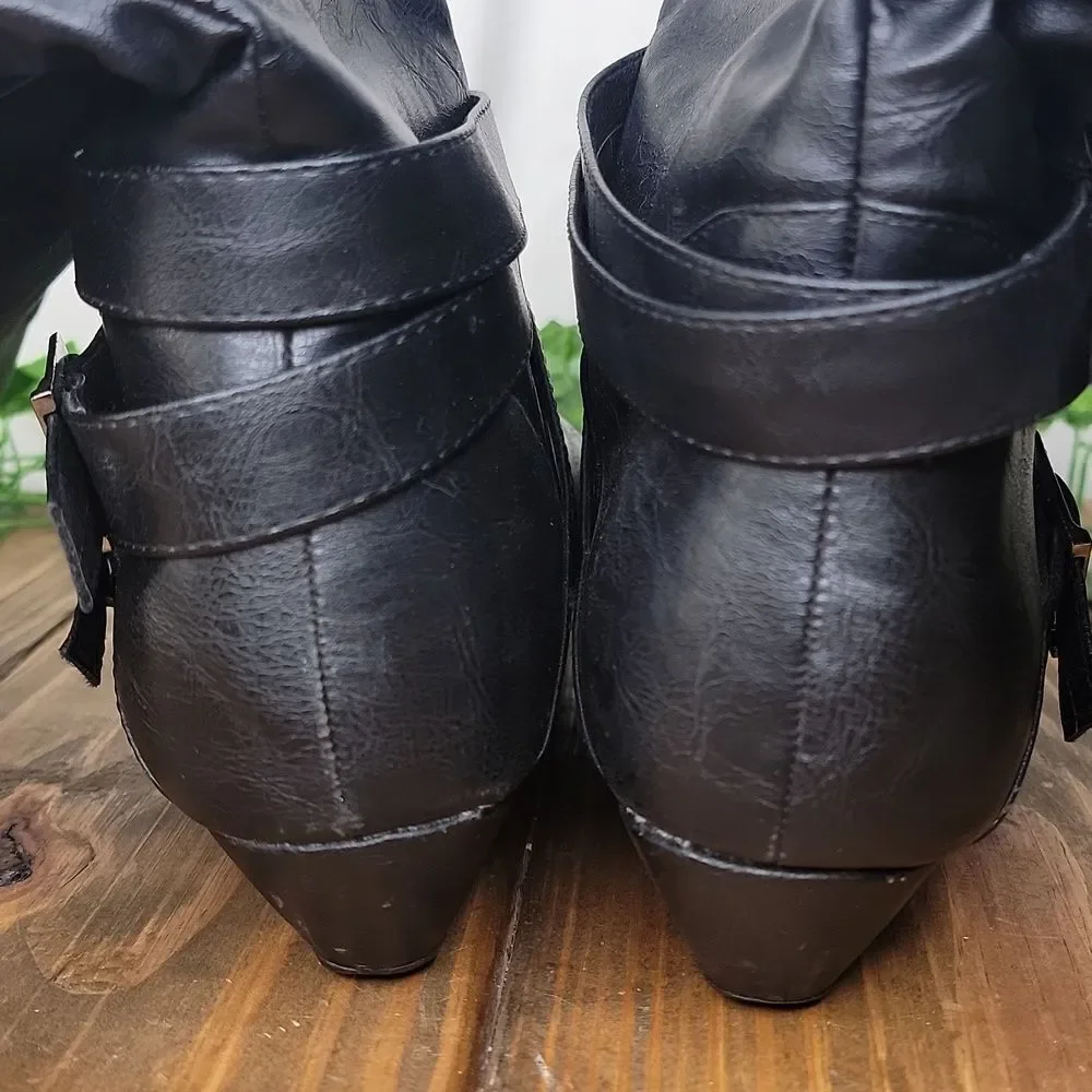 Wet Seal. Black Boots. Size 9. EUC